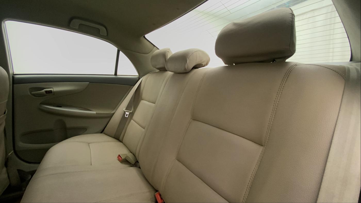 2010 Toyota Corolla Altis J PETROL, Petrol, Manual, 76,323 km, Right Side Rear Door Cabin