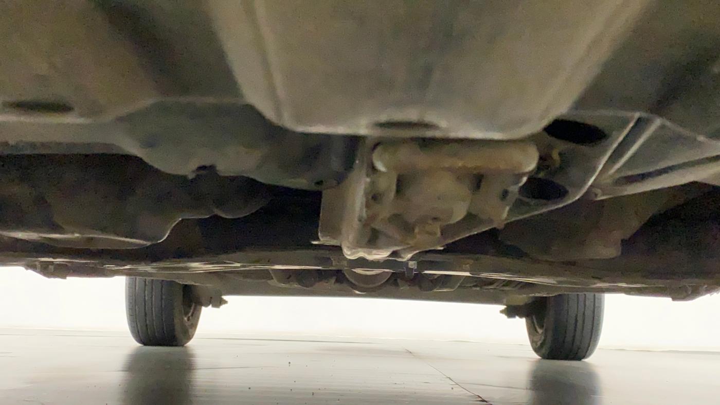 2010 Toyota Corolla Altis J PETROL, Petrol, Manual, 76,323 km, Front Underbody