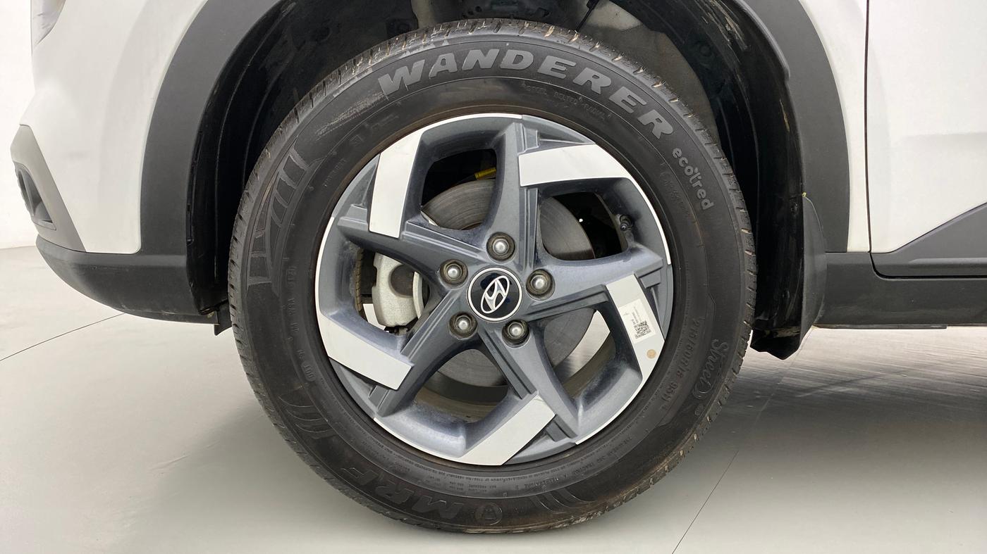2021 Hyundai VENUE 1.0L Turbo GDI SX MT, Petrol, Manual, 7,135 km, Left Front Wheel