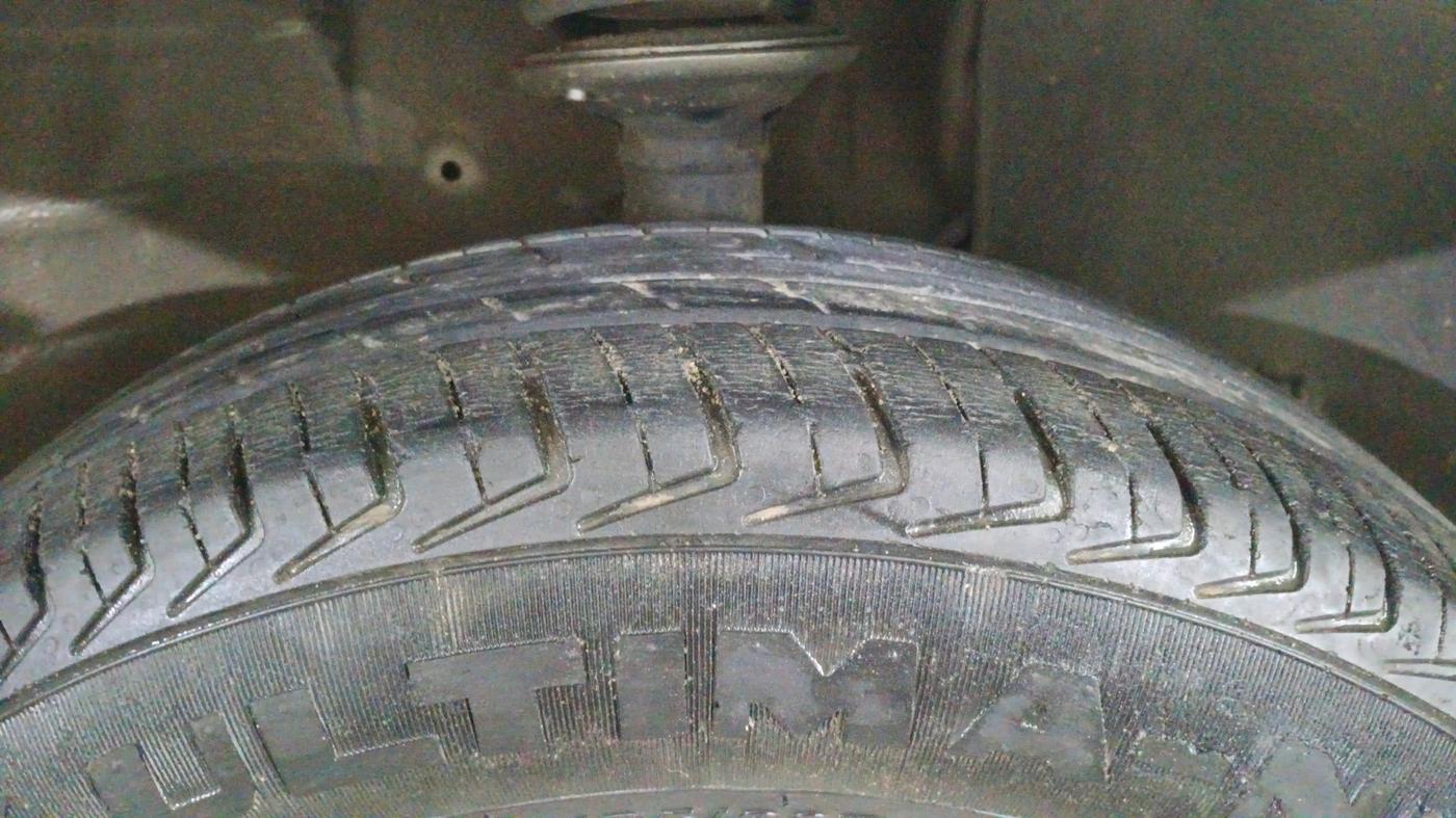 2020 Maruti New Wagon-R LXI 1.0, Petrol, Manual, 27,741 km, Right Front Tyre Tread