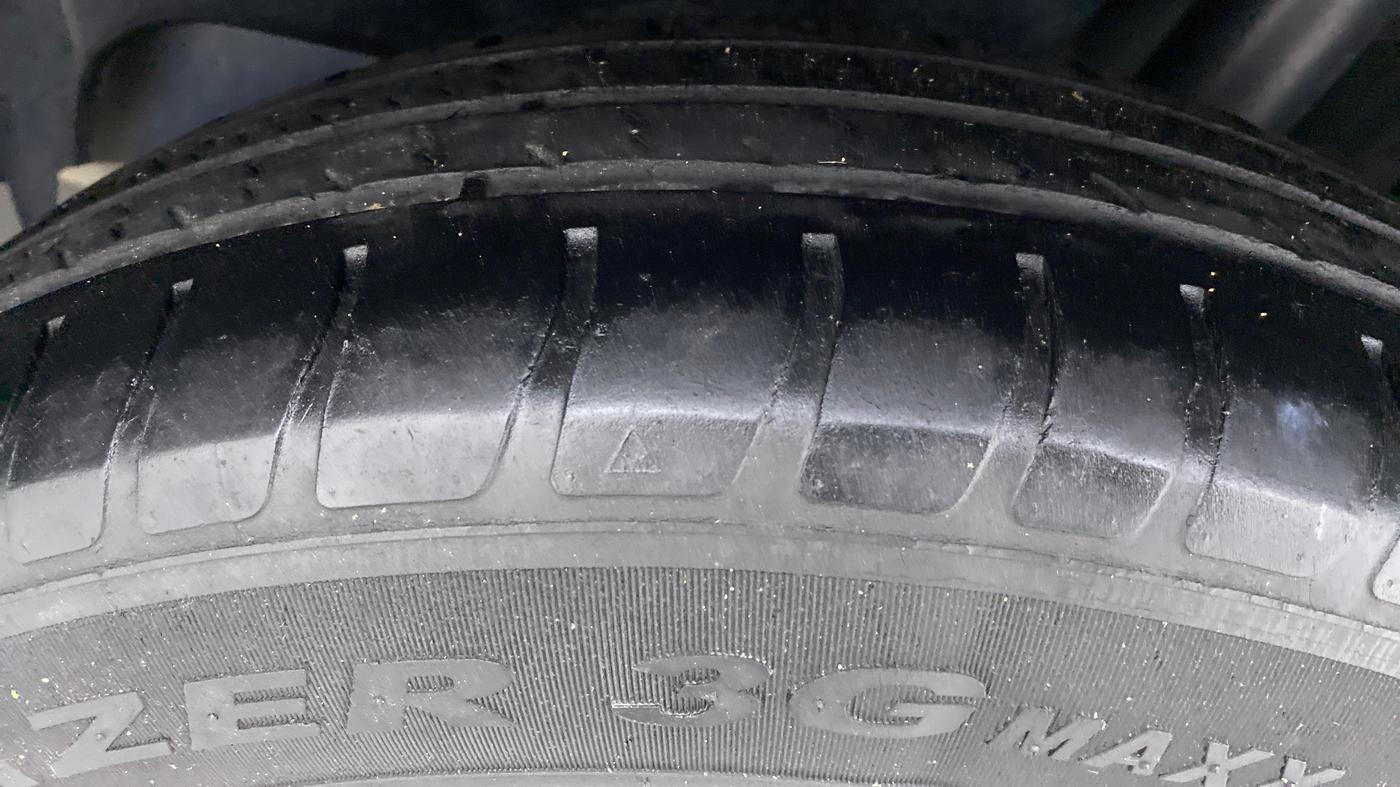 2019 Maruti Dzire VDI, Diesel, Manual, 45,162 km, Left Rear Tyre Tread