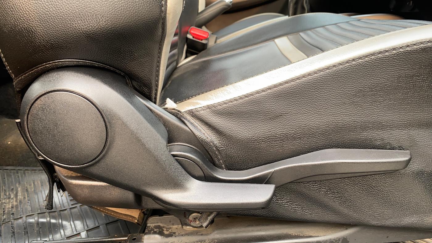 2019 Maruti Baleno ZETA PETROL 1.2, Petrol, Manual, 35,842 km, Driver Side Adjustment Panel