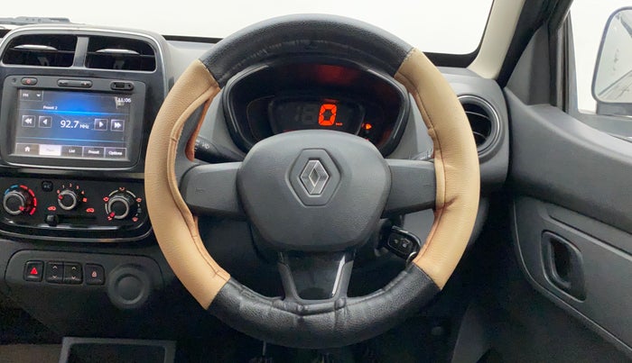 2015 Renault Kwid RXT 0.8, Petrol, Manual, 29,659 km, Steering Wheel Close Up