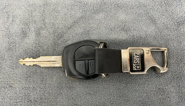 2019 Maruti Alto VXI, Petrol, Manual, 46,881 km, Lock system - Remote key minor damage