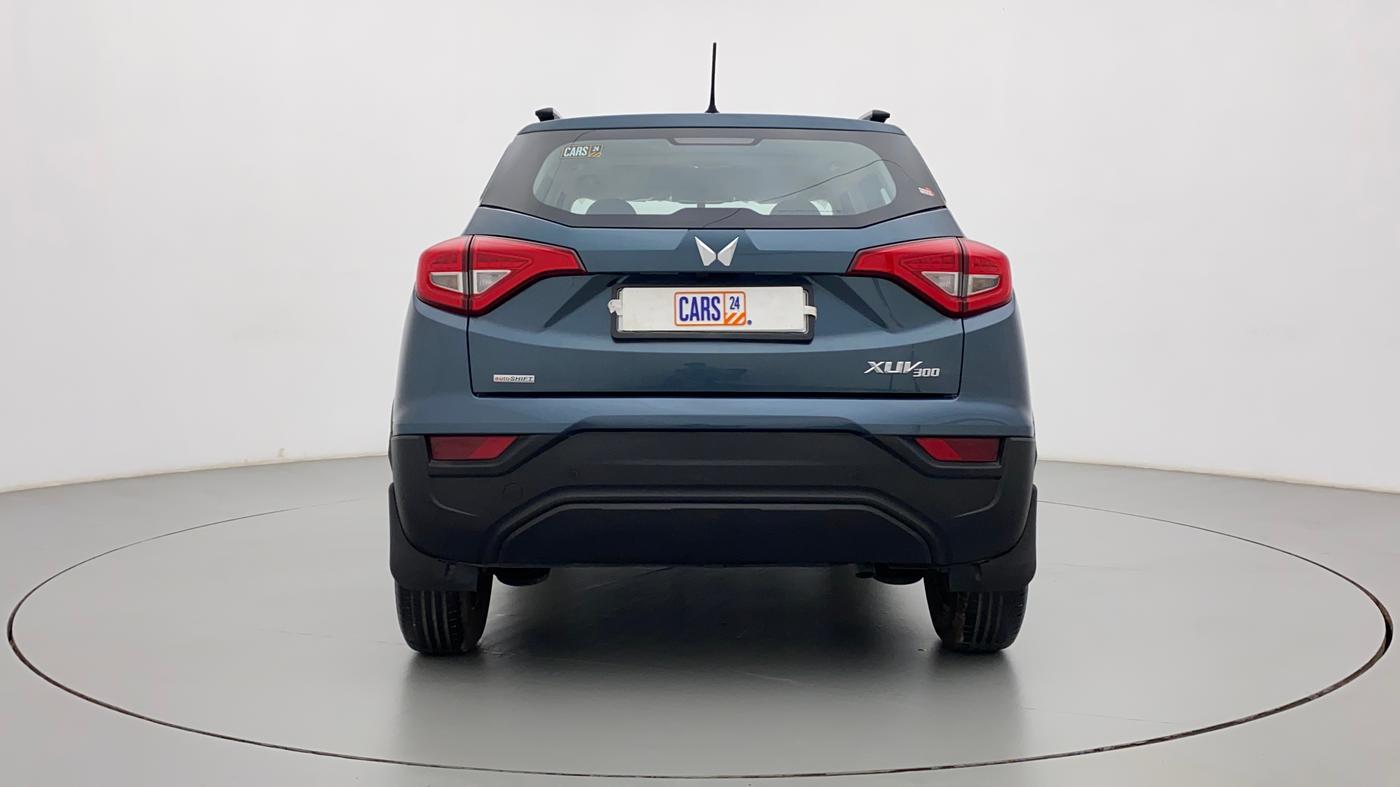 2022 Mahindra XUV300 W6 1.5 DIESEL AMT, Diesel, Automatic, 7,064 km, Back/Rear