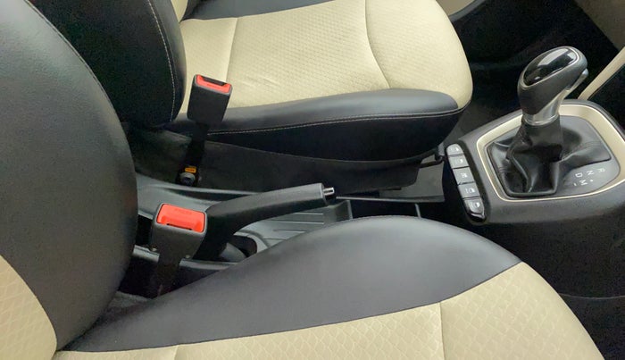 2019 Hyundai NEW SANTRO SPORTZ AMT, Petrol, Automatic, 34,856 km, Gear Lever