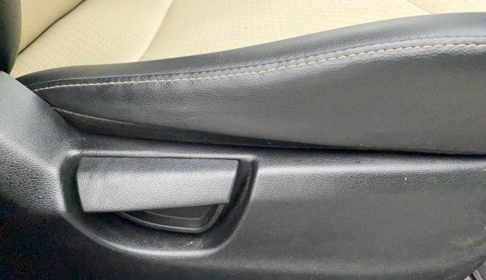 2019 Hyundai NEW SANTRO SPORTZ AMT, Petrol, Automatic, 34,856 km, Driver Side Adjustment Panel