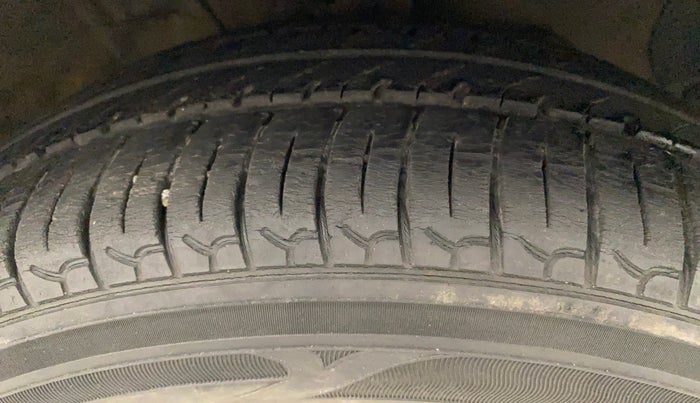 2019 Hyundai NEW SANTRO SPORTZ AMT, Petrol, Automatic, 34,856 km, Right Front Tyre Tread