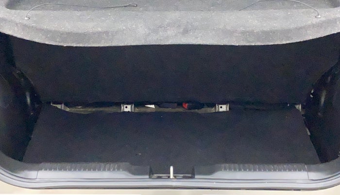 2021 Maruti Swift VXI, Petrol, Manual, 14,138 km, Boot Inside