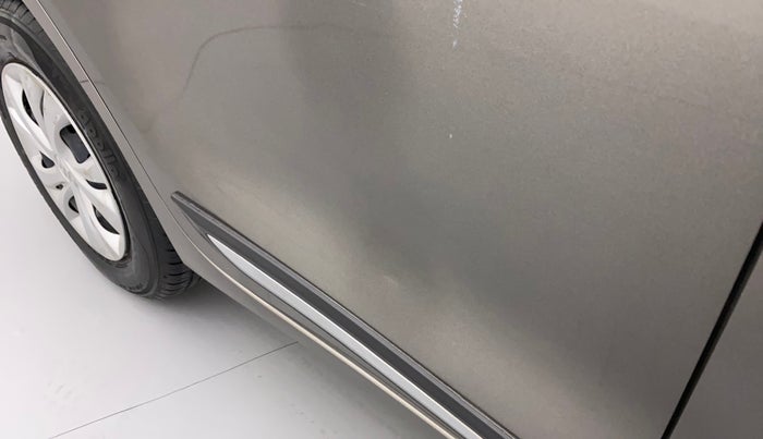 2021 Maruti Swift VXI, Petrol, Manual, 14,138 km, Right rear door - Slightly dented