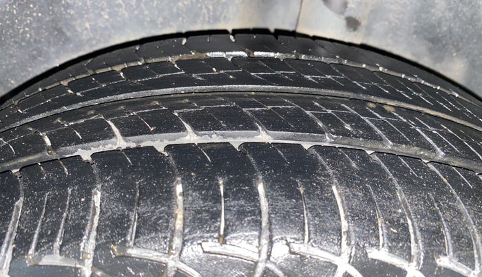 2018 Volkswagen Polo COMFORTLINE 1.0L MPI, Petrol, Manual, 43,583 km, Left Rear Tyre Tread