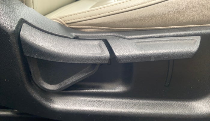 2020 KIA SELTOS HTX 1.5 DIESEL, Diesel, Manual, 74,958 km, Driver Side Adjustment Panel