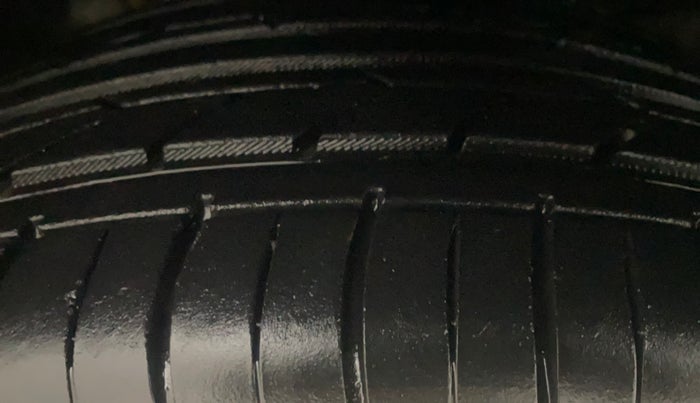 2020 KIA SELTOS HTX 1.5 DIESEL, Diesel, Manual, 74,958 km, Left Front Tyre Tread