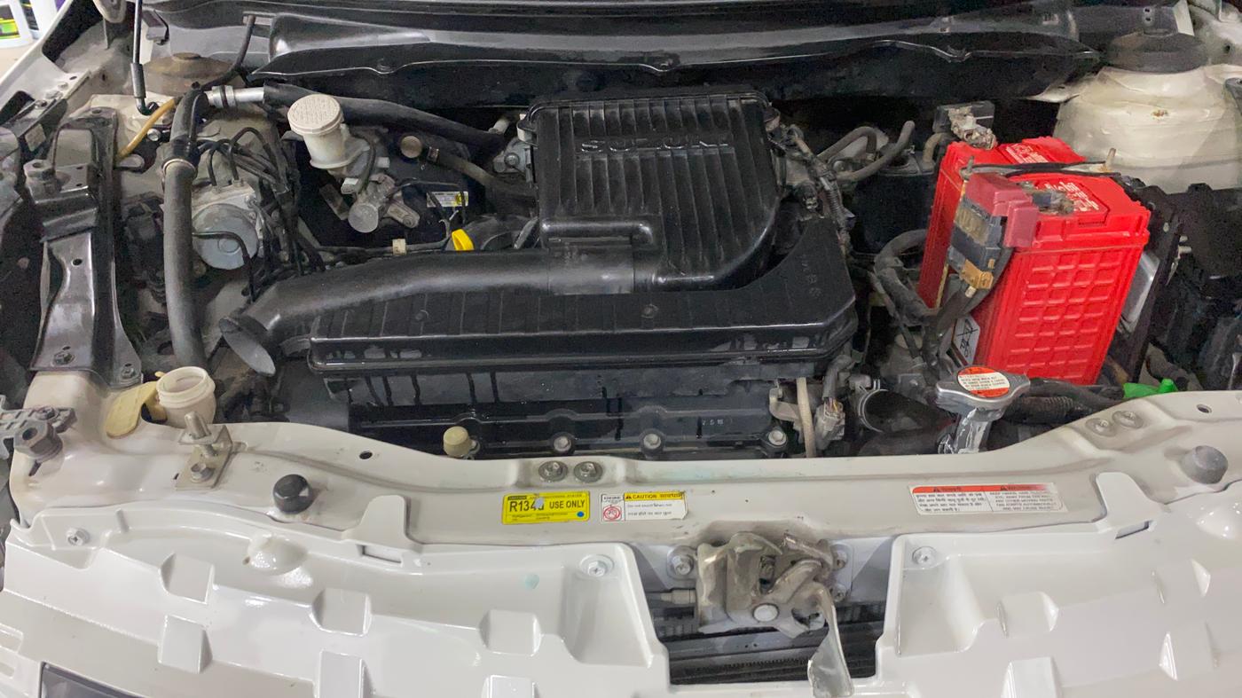 2015 Maruti Swift ZXI, Petrol, Manual, 98,211 km, Engine View - Right
