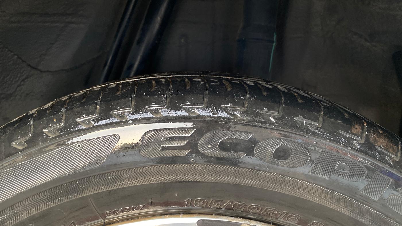 2018 Honda WR-V 1.2L I-VTEC VX MT, Petrol, Manual, 26,826 km, Left Rear Tyre Tread