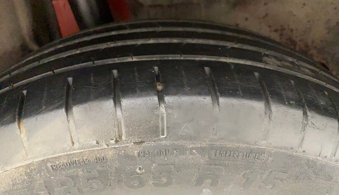 2018 Maruti Swift ZXI PLUS, Petrol, Manual, 63,200 km, Right Rear Tyre Tread