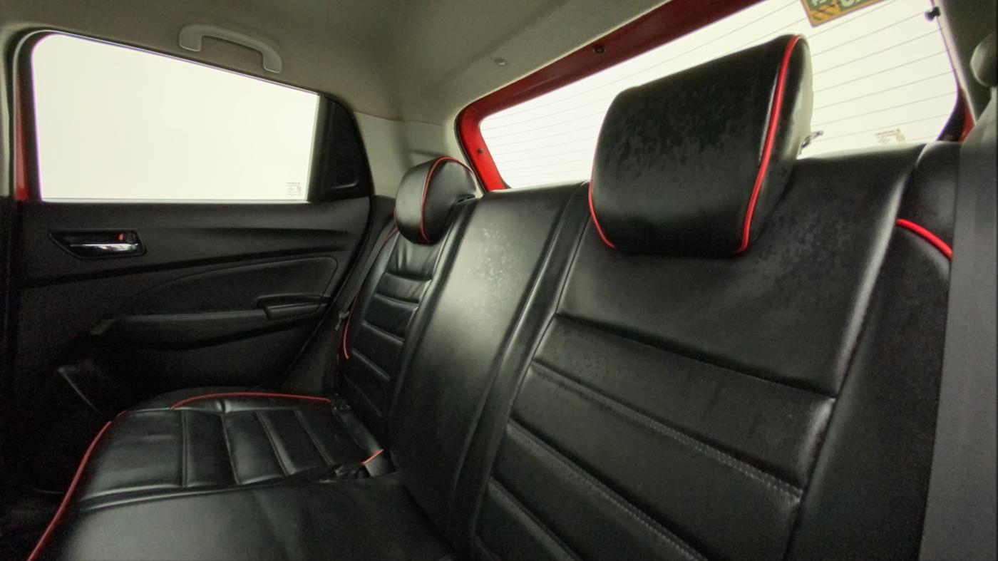 2018 Maruti Swift ZXI PLUS, Petrol, Manual, 63,200 km, Right Side Rear Door Cabin
