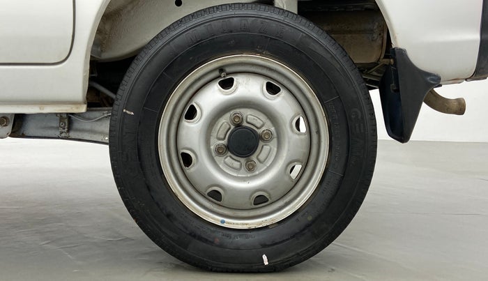 2019 Maruti Eeco 7 STR, Petrol, Manual, 24,895 km, Left Rear Wheel