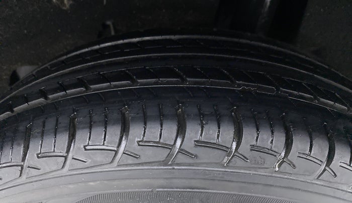 2019 Maruti Baleno DELTA PETROL 1.2, Petrol, Manual, 33,008 km, Left Rear Tyre Tread
