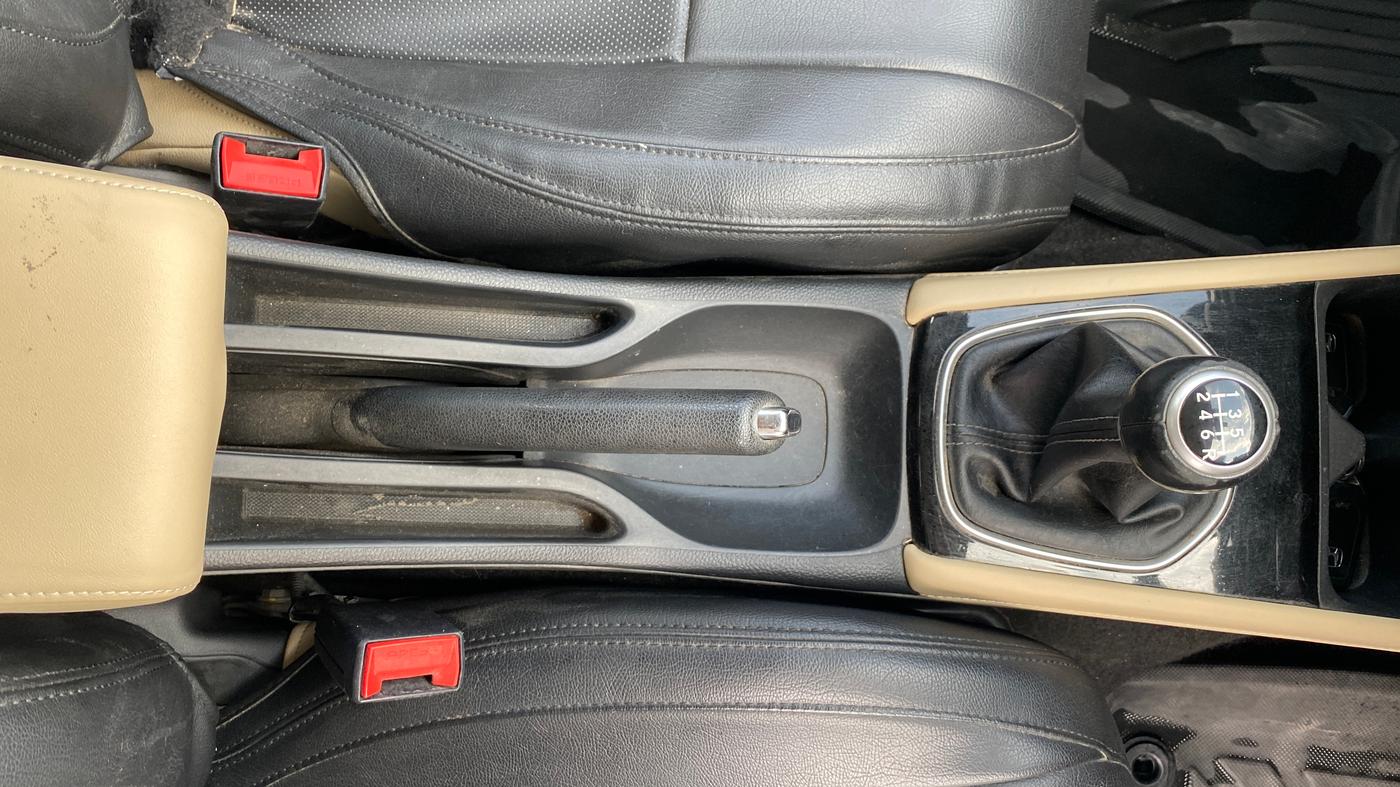 2020 Honda City 1.5L I-VTEC ZX, Petrol, Manual, 49,728 km, Gear Lever
