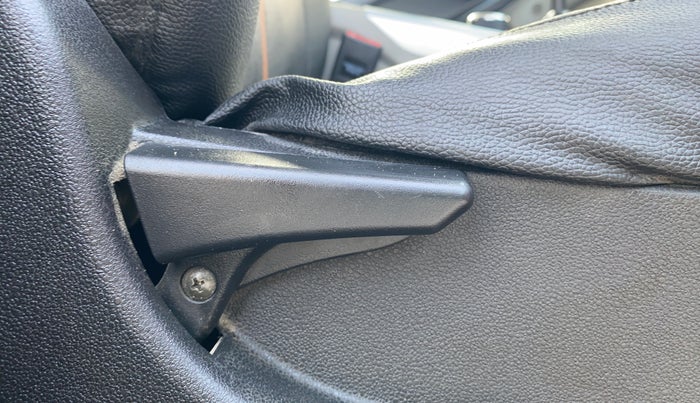 2019 Tata NEXON XM PETROL, Petrol, Manual, 21,358 km, Driver Side Adjustment Panel