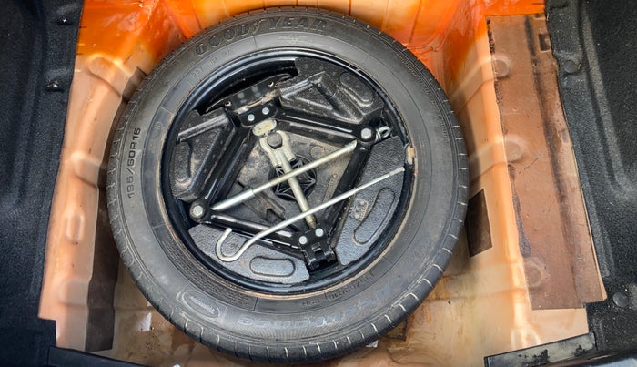 2019 Tata NEXON XM PETROL, Petrol, Manual, 21,358 km, Spare Tyre