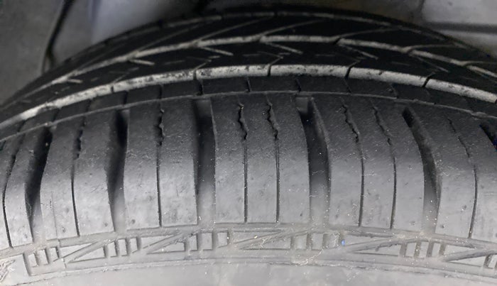 2014 Hyundai i20 SPORTZ 1.2, Petrol, Manual, 54,848 km, Left Rear Tyre Tread