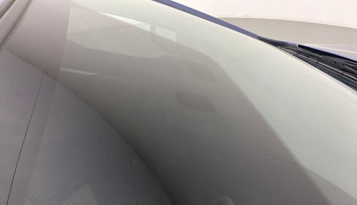 2014 Hyundai i20 SPORTZ 1.2, Petrol, Manual, 54,848 km, Front windshield - Minor spot on windshield
