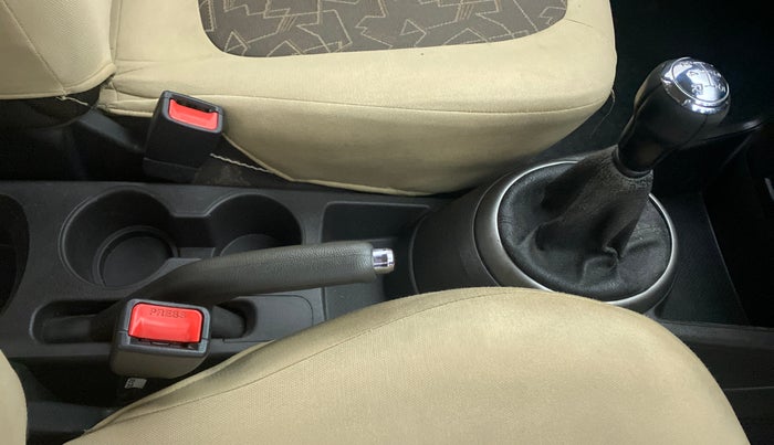 2014 Hyundai i20 SPORTZ 1.2, Petrol, Manual, 54,848 km, Gear Lever