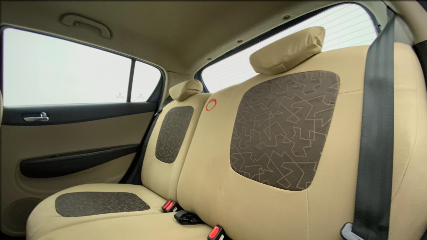 2014 Hyundai i20 SPORTZ 1.2, Petrol, Manual, 54,848 km, Right Side Rear Door Cabin