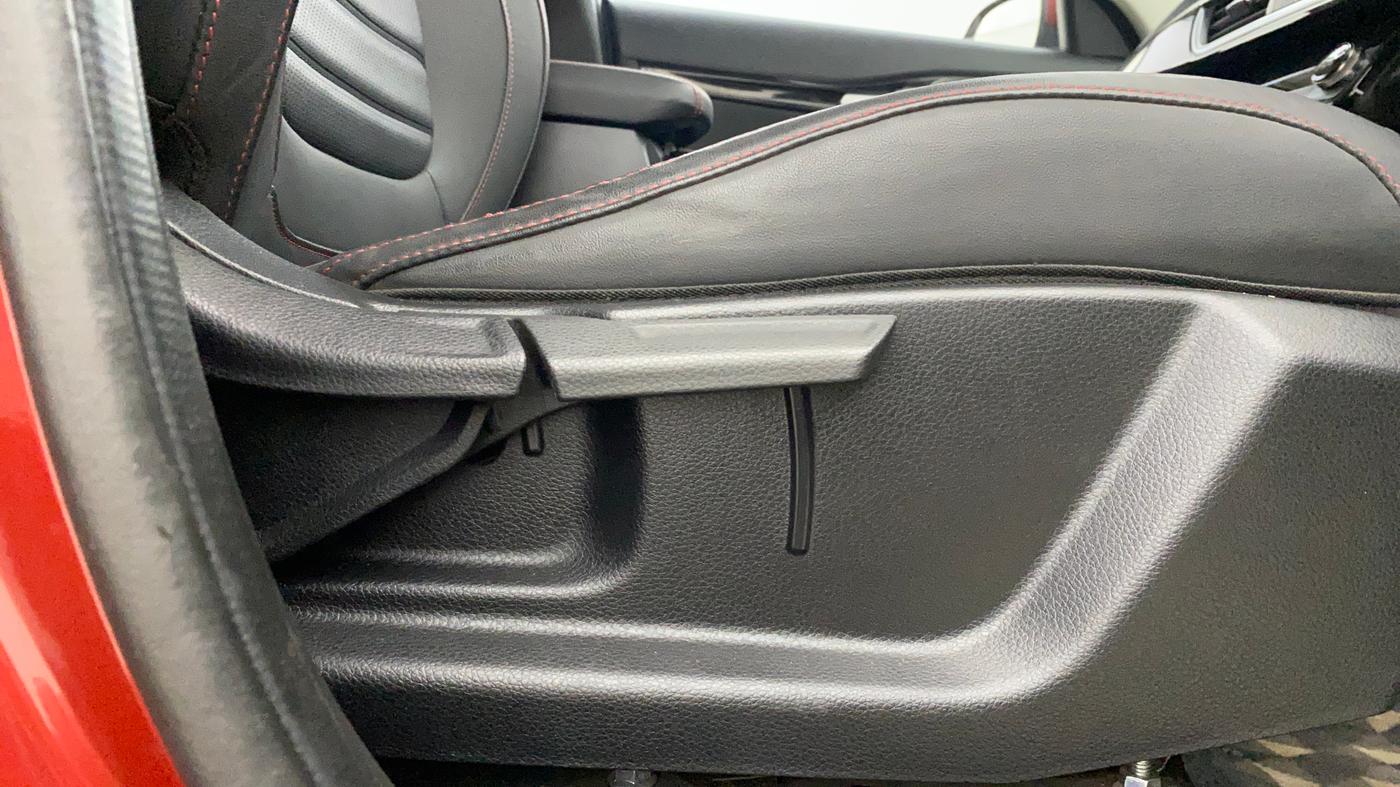 2019 KIA SELTOS GTK 1.4 PETROL, Petrol, Manual, 20,994 km, Driver Side Adjustment Panel