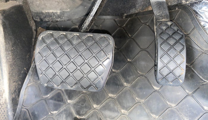 2016 Skoda Rapid 1.5 TDI CR STYLE PLUS AT, Diesel, Automatic, 75,952 km, Pedals