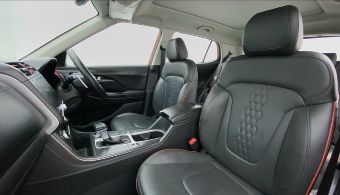 2020 Hyundai Creta 1.4 SX(O) TURBO GDI DCT DUAL TONE, Petrol, Automatic, 12,717 km, Right Side Front Door Cabin