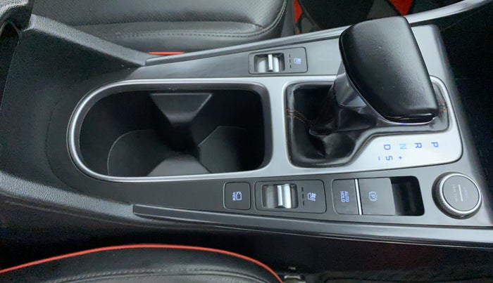 2020 Hyundai Creta 1.4 SX(O) TURBO GDI DCT DUAL TONE, Petrol, Automatic, 12,717 km, Gear Lever