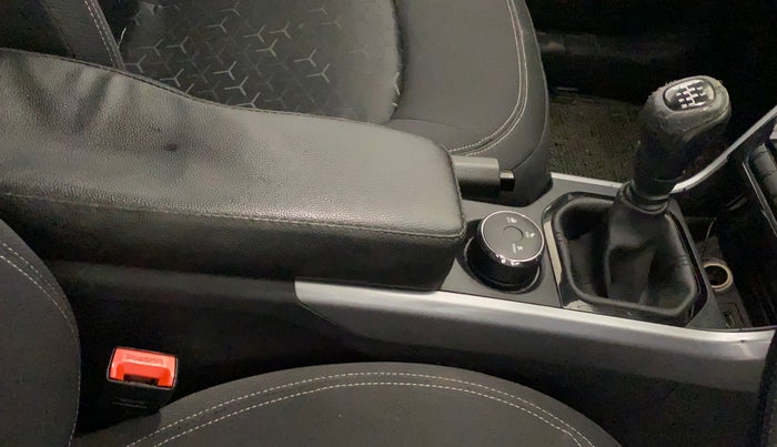 2020 Tata NEXON XM PETROL, Petrol, Manual, 36,696 km, Gear Lever