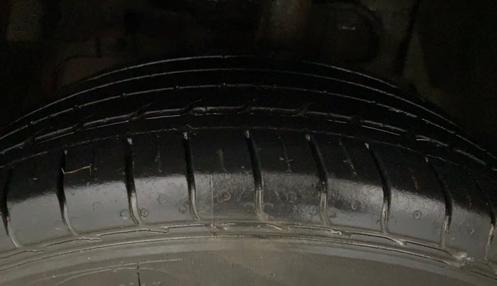 2020 Tata NEXON XM PETROL, Petrol, Manual, 36,696 km, Left Front Tyre Tread