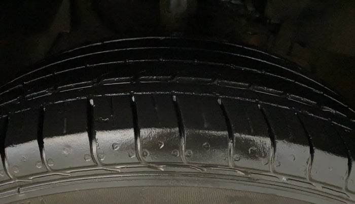 2020 Tata NEXON XM PETROL, Petrol, Manual, 36,696 km, Right Front Tyre Tread