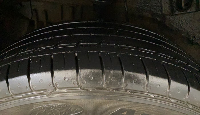 2020 Tata NEXON XM PETROL, Petrol, Manual, 36,696 km, Right Rear Tyre Tread