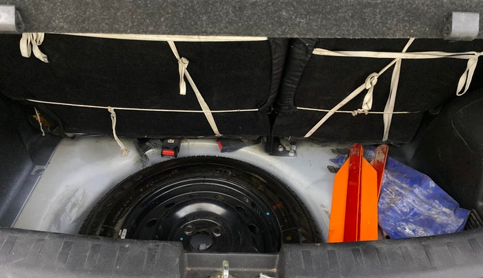 2016 Maruti Swift VXI, Petrol, Manual, 33,991 km, Boot Inside