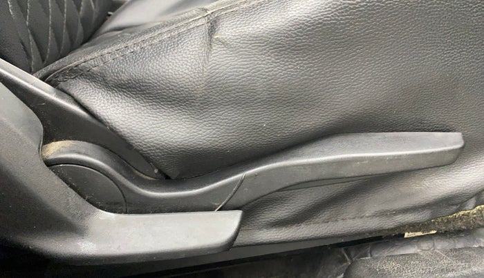 2018 Maruti Swift VXI, Petrol, Manual, 64,460 km, Driver Side Adjustment Panel