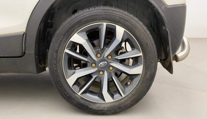 2019 Mahindra XUV300 W8 (O) 1.5 DIESEL, Diesel, Manual, 64,315 km, Left Rear Wheel