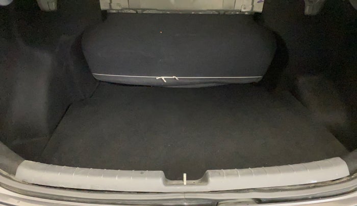 2021 Hyundai AURA E 1.2, Petrol, Manual, 46,871 km, Boot Inside