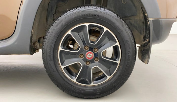 2018 Renault Duster 85 PS RXS MT DIESEL, Diesel, Manual, 46,429 km, Left Rear Wheel