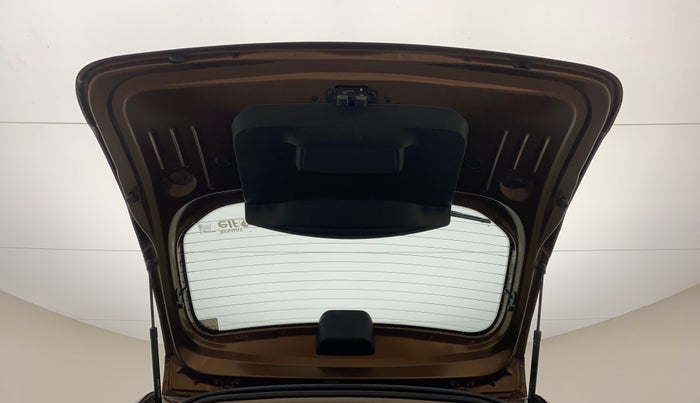 2018 Renault Duster 85 PS RXS MT DIESEL, Diesel, Manual, 46,429 km, Boot Door Open