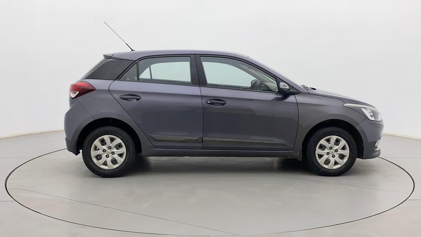2016 Hyundai Elite i20 SPORTZ 1.2, Petrol, Manual, 1,01,542 km, Right Side View