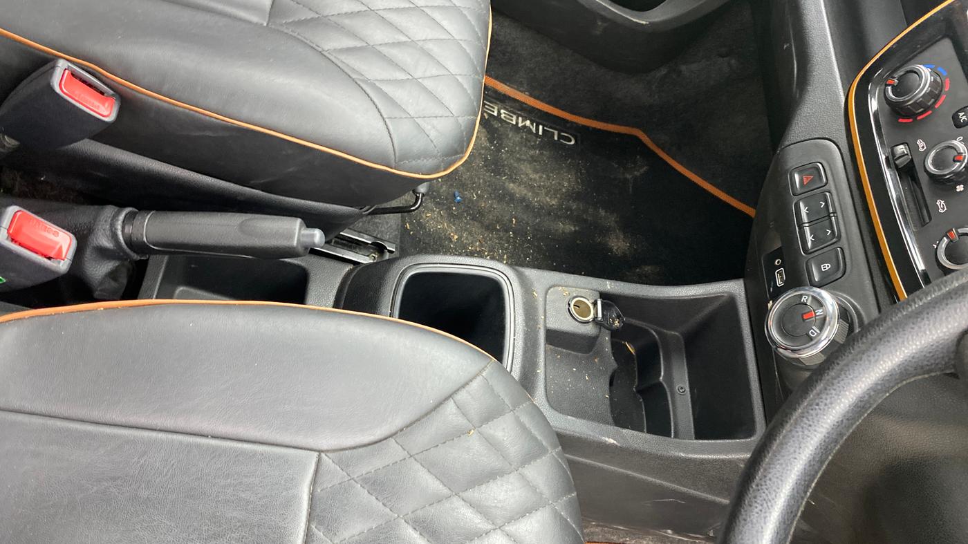 2019 Renault Kwid CLIMBER 1.0 AMT, Petrol, Automatic, 19,369 km, Gear Lever
