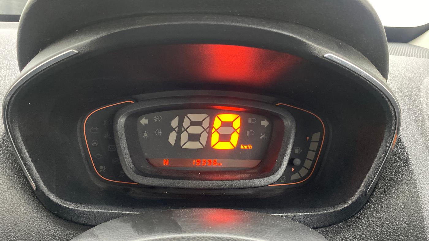 2019 Renault Kwid CLIMBER 1.0 AMT, Petrol, Automatic, 19,369 km, Odometer Image