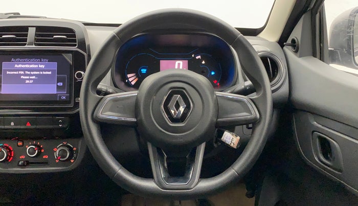 2021 Renault Kwid RXT 1.0 (O), Petrol, Manual, 29,394 km, Steering Wheel Close Up
