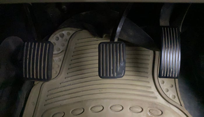 2019 Hyundai NEW SANTRO SPORTZ MT, CNG, Manual, 87,944 km, Pedals