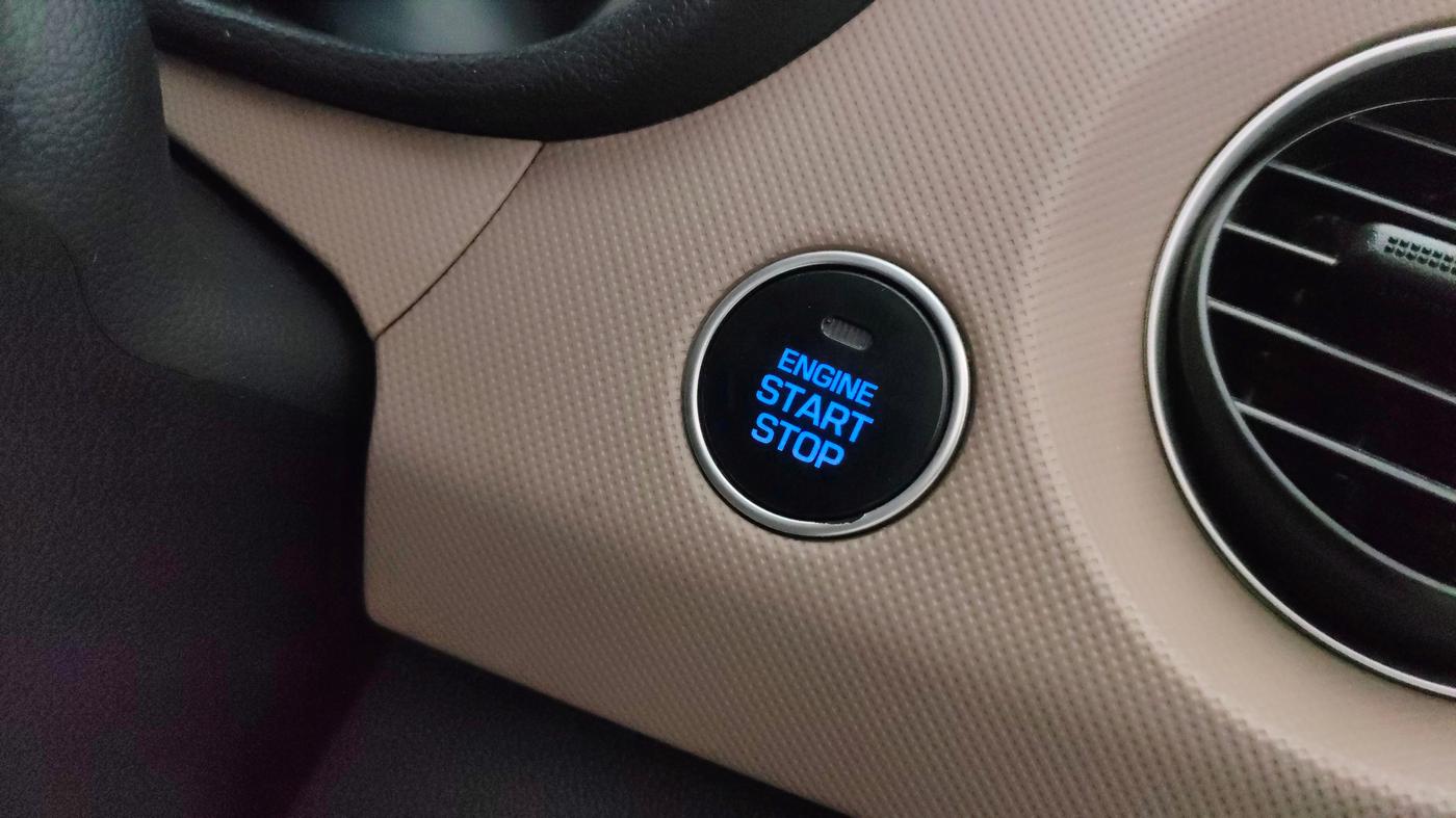 2015 Hyundai Grand i10 ASTA AT 1.2 KAPPA VTVT, Petrol, Automatic, 46,781 km, Keyless Start/ Stop Button